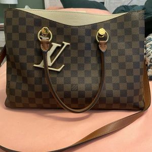 LV Riverside Crème